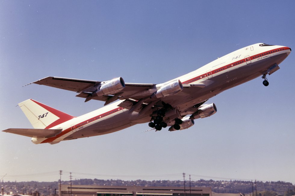 TODAY HISTORY: Jumbo Jet Pertama di Dunia Diuji Terbang