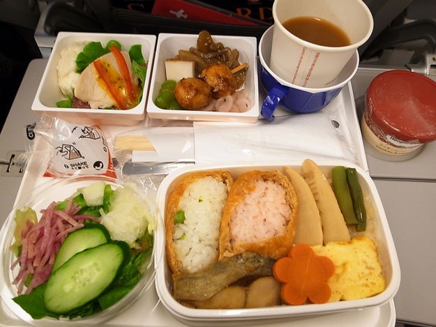 Ekonomi Japan Airlines