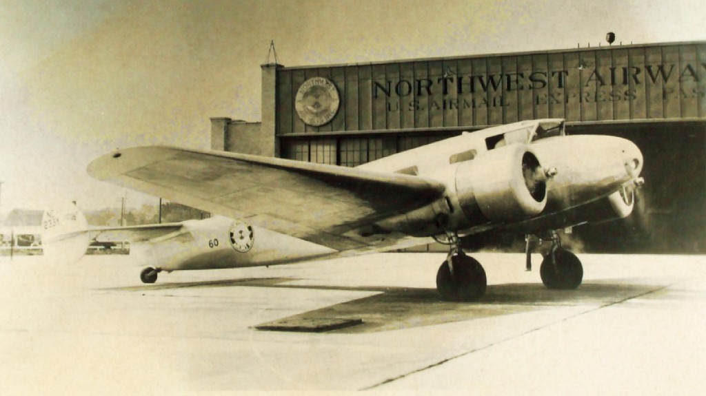 Lockheed-Model-10-Electra-NC233Y-Northwest-Airlines-fleet-number-60-prototype-before-modification-2-SDASM