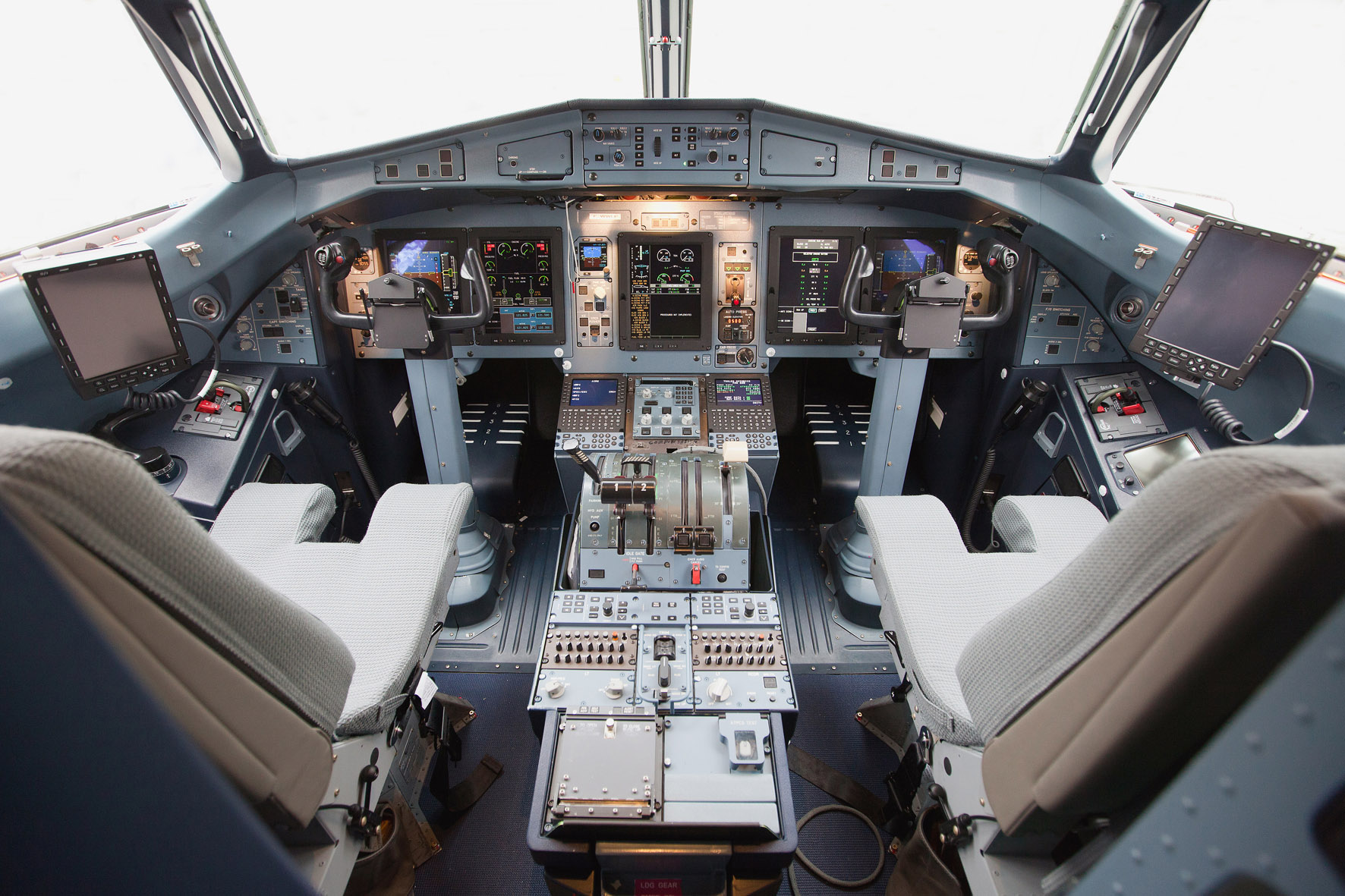 kockpit atr (www.airline.ee)