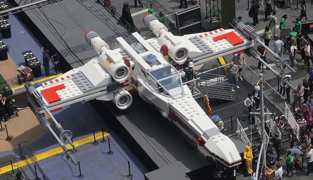 Pesawat Star Wars X-Wing